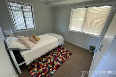 Property photo of 30 College Crescent Dalby QLD 4405