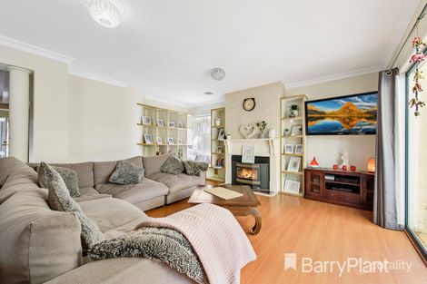Property photo of 11 Jinda Place Melton West VIC 3337