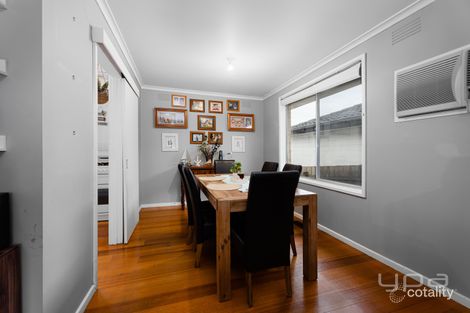 Property photo of 6 Dalton Place Gladstone Park VIC 3043