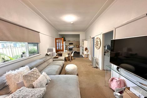 2/29 Kurrawa Ave, Point Clare, NSW 2250