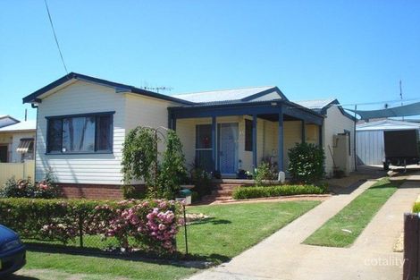 Property photo of 19 Monty Walk West Bathurst NSW 2795