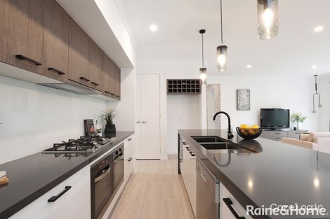 Property photo of 38 Latitude Promenade Truganina VIC 3029