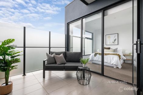 Property photo of 209/29 Loranne Street Bentleigh VIC 3204