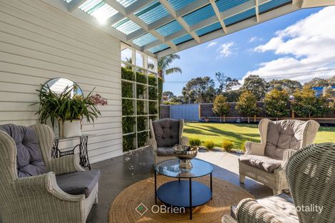 Property photo of 8 Daly Avenue Rye VIC 3941