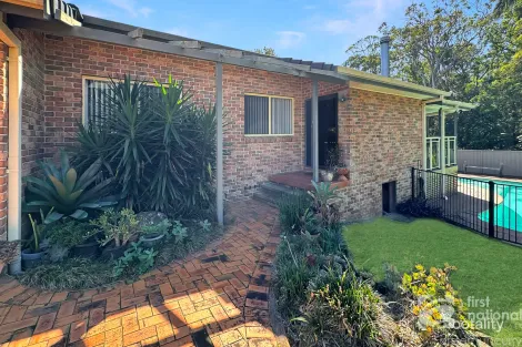 25 Kentia Dr, Forster, NSW 2428