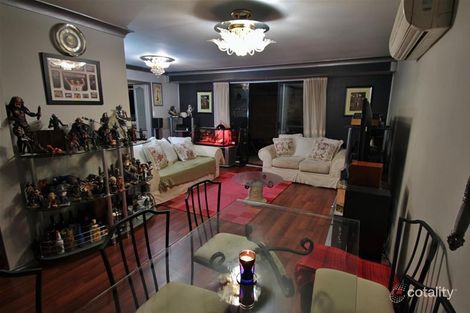 Property photo of 123 Helicia Road Macquarie Fields NSW 2564