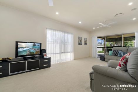 Property photo of 22 Coronation Avenue Beachmere QLD 4510