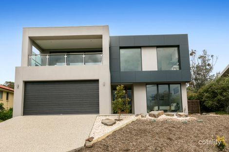 16 Two Bays Cres, Mount Martha, VIC 3934