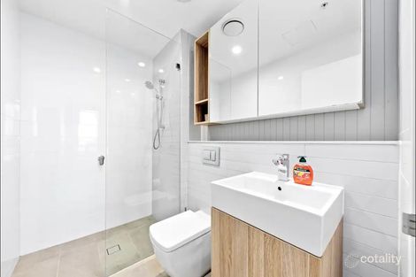 Property photo of 913/13-17 Verona Drive Wentworth Point NSW 2127