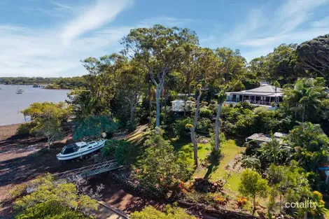 Property photo of 52 Tina Avenue Lamb Island QLD 4184