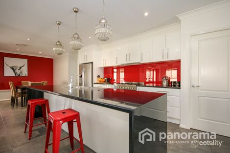Property photo of 16 Coates Drive Kelso NSW 2795