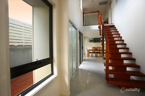 Property photo of 52 Robertson Street Sherwood QLD 4075