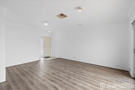 Property photo of 4/1533B Albany Highway Beckenham WA 6107