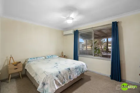 Property photo of 53 Allambee Crescent Blue Haven NSW 2262