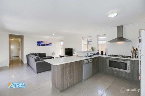 Property photo of 9 Narbonne Way Piara Waters WA 6112