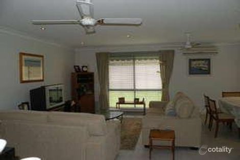 Property photo of 11 Brushwood Circuit Mardi NSW 2259