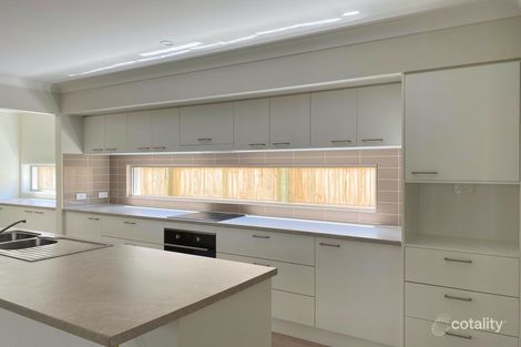 8 Triumph St, Birtinya, QLD 4575