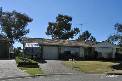 11 Eucumbene Pl, St Clair, NSW 2759