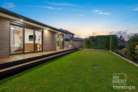 Property photo of 25 Halycon Bend Beveridge VIC 3753