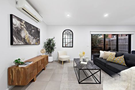 Property photo of 2/4 Andrew Road St Albans VIC 3021