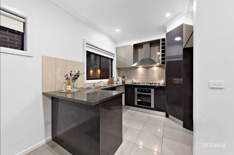 Property photo of 2/4 Andrew Road St Albans VIC 3021