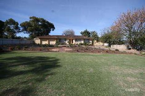 208 Reynell Rd, Woodcroft, SA 5162