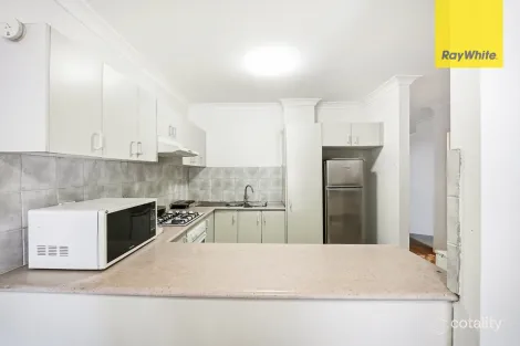 Property photo of 1/4 Fourth Avenue Blacktown NSW 2148