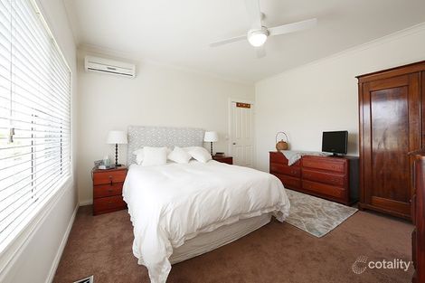 Property photo of 34 Napoleon Road Ferntree Gully VIC 3156