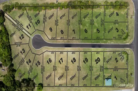 9 Pelican Cl, Tully Heads, QLD 4854