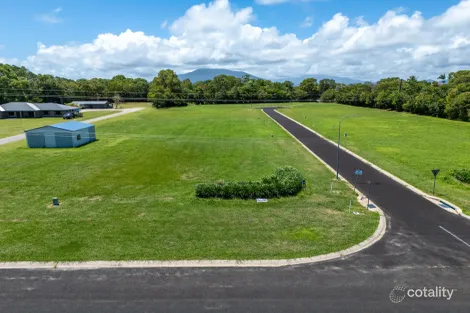 13 Pelican Cl, Tully Heads, QLD 4854