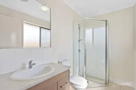 Property photo of 4 Quail Court Redbank Plains QLD 4301