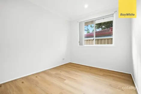 Property photo of 5 Athena Court St Clair NSW 2759