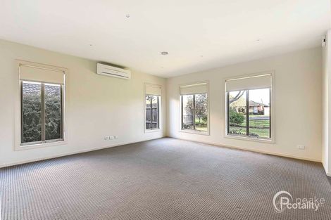 Property photo of 1/11 Kilvington Court Berwick VIC 3806