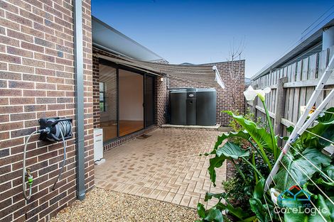 Property photo of 2/9 Simpsons Road Box Hill VIC 3128