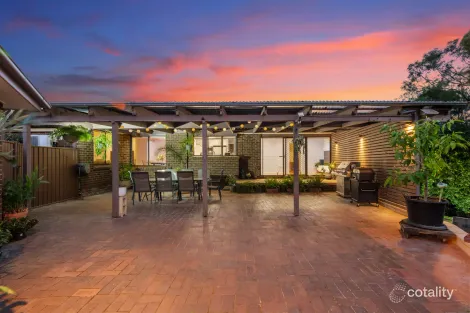 11 Ribbon Gum Cl, Alfords Point, NSW 2234