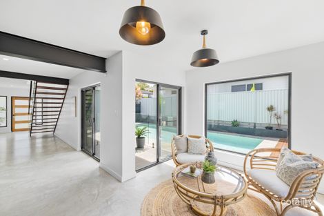 Property photo of 21 Lawrence Street Mooloolaba QLD 4557