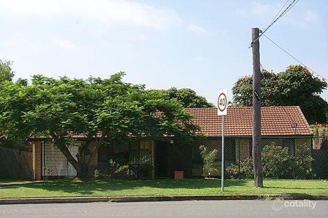 5 Poinciana Cres, Bundall, QLD 4217