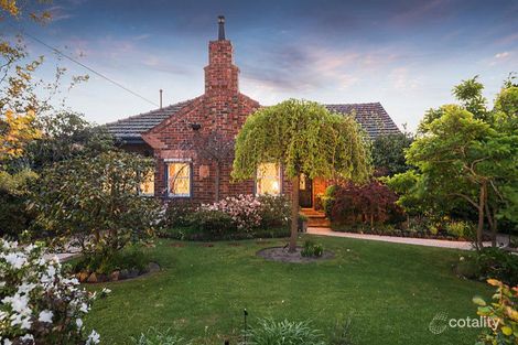 19 Canberra Gr, Brighton East, VIC 3187