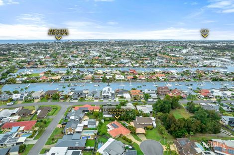 11 Columbia Ct, Newport, QLD 4020