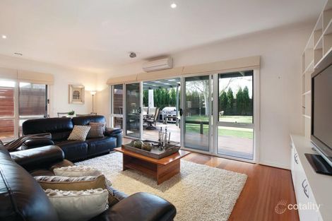 Property photo of 4 Stevens Close Kew VIC 3101