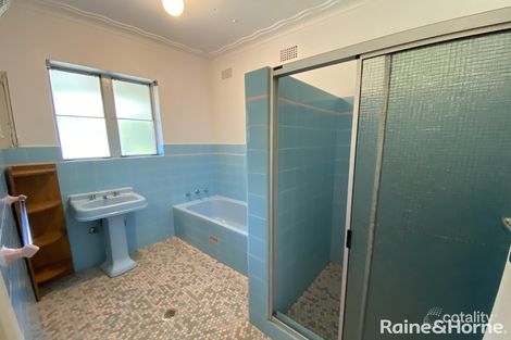 Property photo of 26 Dalton Street Orange NSW 2800