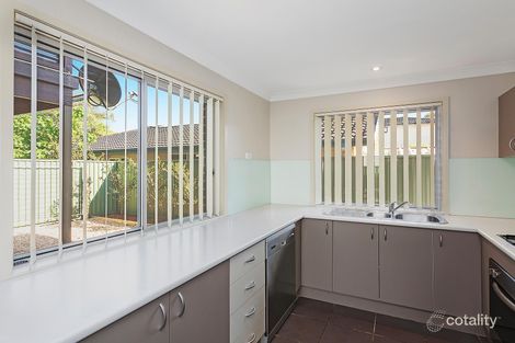 Property photo of 7/8 Akora Road Wyoming NSW 2250