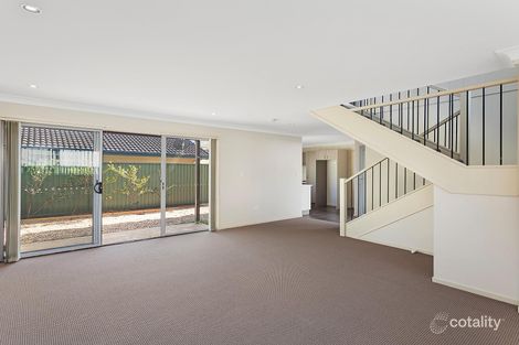 Property photo of 7/8 Akora Road Wyoming NSW 2250