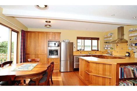 Property photo of 18 Taroona Crescent Taroona TAS 7053