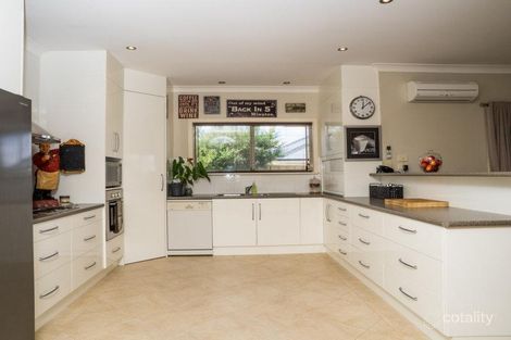 Property photo of 4 Irena Court Murray Bridge SA 5253