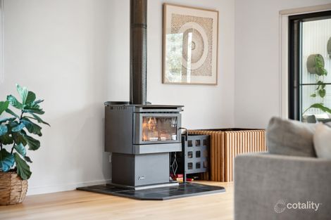 Property photo of 10 Upper Road Wattle Glen VIC 3096