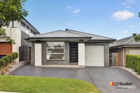 18 Bilson Rd, Spring Farm, NSW 2570