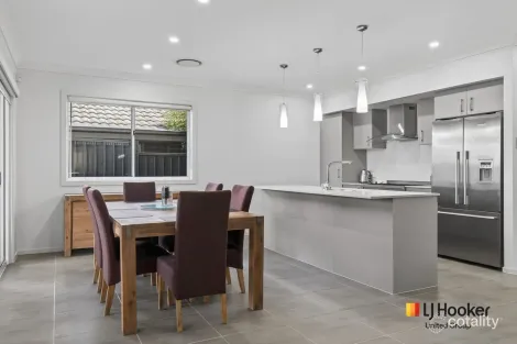 Property photo of 18 Bilson Road Spring Farm NSW 2570