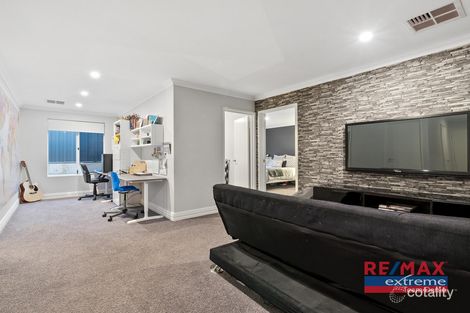 Property photo of 23 Redheart Road Carramar WA 6031