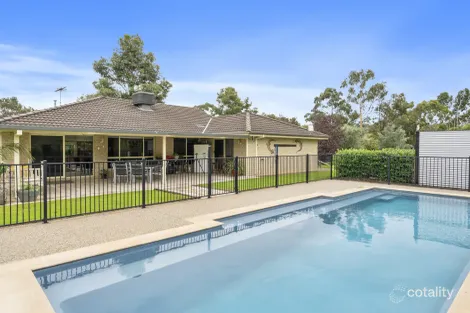 13 Greybox Ct, Rutherglen, VIC 3685